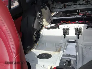 2019 Porsche Panamera Turbo с VIN WP0AF2A7XKL145364, выставлен на аукционе IAAI как лот 42206095 с пробегом 65 454 миль миль и . История ставок и продаж доступна на DreamBid. Изображение 6.