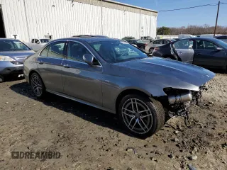 2022 Mercedes-Benz E 53 AMG with VIN W1KZF6BB4NB044561, listed as a Copart auction lot 49389965 with 47,634 mi miles and Salvage Title. Bid and sale history available at DreamBid. Image 4.