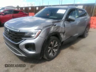 2024 Volkswagen Atlas SE with VIN 1V2LE2CAXRC206712, listed as a IAAI auction lot 42056806 with 15,670 mi miles and . Bid and sale history available at DreamBid. Image 2.