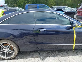 2011 Mercedes-Benz E-Class E 350 with VIN WDDKJ5GB6BF077956, listed as a IAAI auction lot 40459053 with 65,199 mi miles. Bid and sale history available at carsss.com. Image 14.