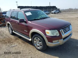 2006 Ford Explorer Eddie Bauer with VIN 1FMEU74E76UB52265, listed as a IAAI auction lot 41813542 with 135,773 mi miles. Bid and sale history available at carsss.com. Image 1.