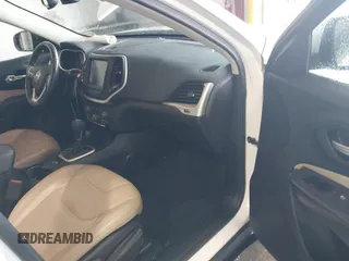 2016 Jeep Cherokee Limited z VIN 1C4PJLDB6GW355058, wystawiony jako IAAI lot #42231943 z przebiegiem 124 656 mil mil oraz . Historia ofert i sprzedaży dostępna na DreamBid. Obrazek 5.