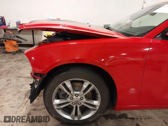 2013 Dodge Charger SXT z VIN 2C3CDXJG6DH528802, wystawiony jako IAAI lot #42172409 z przebiegiem 77 107 mil mil oraz . Historia ofert i sprzedaży dostępna na DreamBid. Obrazek 18.