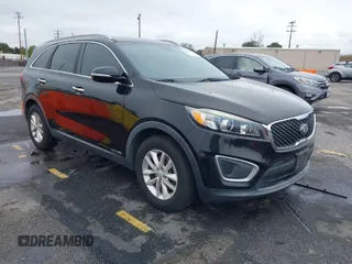 2016 Kia Sorento LX with VIN 5XYPGDA51GG132183, listed as a IAAI auction lot 41804837 with 111,011 mi miles. Bid and sale history available at carsss.com. Image 1.