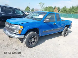 2007 Chevrolet Colorado LT w/1LT with VIN 1GCDT19E878104826, listed as a IAAI auction lot 42068975 with 262,741 mi miles. Bid and sale history available at carsss.com. Image 2.