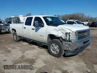 2011 Chevrolet Silverado 2500HD LT with VIN 1GC1CXCG8BF259669, listed as a IAAI auction lot 41710636 with 214,170 mi miles. Bid and sale history available at carsss.com. Image 1.