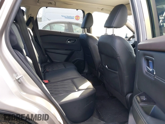 2022 Nissan Rogue Platinum with VIN JN8BT3DD6NW275718, listed as a IAAI auction lot 41675565 with 37,648 mi miles and . Bid and sale history available at DreamBid. Image 8.