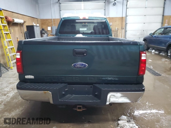 2011 Ford F-250 XL with VIN 1FT7X2BT3BEA11867, listed as a Copart auction lot 82906164 with 206,888 mi miles and Salvage Title. Bid and sale history available at DreamBid. Image 6.