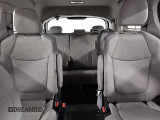 2024 Toyota Sienna LE with VIN 5TDKRKEC7RS190662, listed as a Copart auction lot 51092865 with 34,083 mi miles and Clean Title. Bid and sale history available at carsss.com. Image 10.