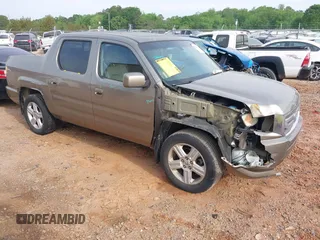 2010 Honda Ridgeline RTL with VIN 5FPYK1F50AB003576, listed as a IAAI auction lot 42050763 with 183,197 mi miles. Bid and sale history available at carsss.com. Image 1.