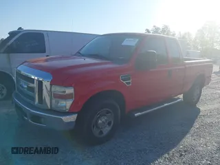 2008 Ford F-250 XL z VIN 1FTNX20588EA94040, wystawiony jako IAAI lot #41965704 z przebiegiem 258 791 mil mil oraz . Historia ofert i sprzedaży dostępna na DreamBid. Obrazek 17.