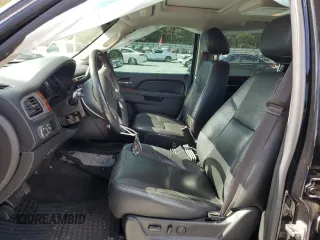 2013 Chevrolet Suburban LTZ with VIN 1GNSCKE0XDR364889, listed as a Copart auction lot 77598334 with 161,656 mi miles and Salvage Title. Bid and sale history available at carsss.com. Image 7.