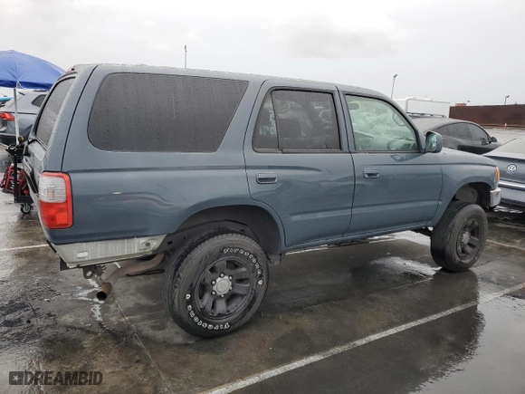 2000 Toyota 4Runner with VIN JT3GM84R7Y0054146, listed as a Copart auction lot 48193515 with 229,393 mi miles and Salvage Title. Bid and sale history available at carsss.com. Image 3.