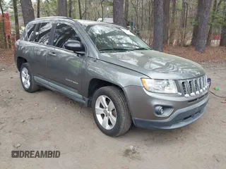 2011 Jeep Compass Latitude with VIN 1J4NF1FB5BD264825, listed as a IAAI auction lot 41935691 with 166,184 mi miles. Bid and sale history available at carsss.com. Image 1.