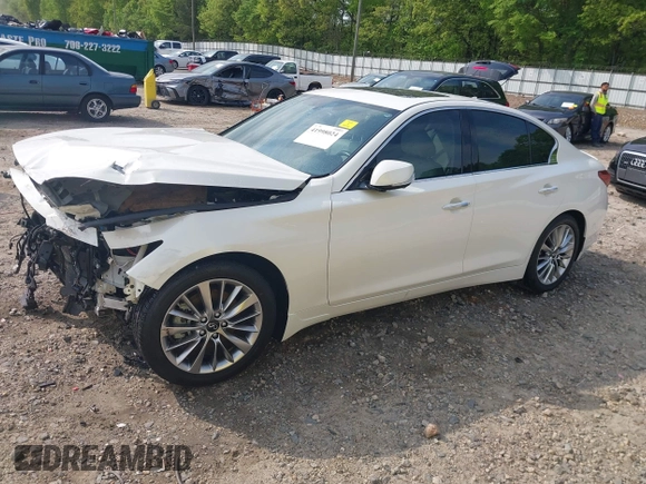 2021 Infiniti Q50 Luxe z VIN JN1EV7BP7MM700965, wystawiony jako IAAI lot #41998024 z przebiegiem 44 897 mil mil oraz . Historia ofert i sprzedaży dostępna na DreamBid. Obrazek 2.