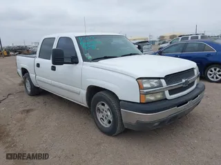 2004 Chevrolet Silverado 1500 Crew Cab LS with VIN 2GCEC13T041289819, listed as a IAAI auction lot 41613027 with 172,714 mi miles. Bid and sale history available at carsss.com. Image 1.