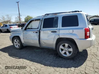 2009 Jeep Patriot Sport z VIN 1J4FT28A59D167643, wystawiony jako Copart lot #49856125 z przebiegiem 186 838 mil mil oraz Szkoda całkowita • Salvage title. Historia ofert i sprzedaży dostępna na DreamBid. Obrazek 2.