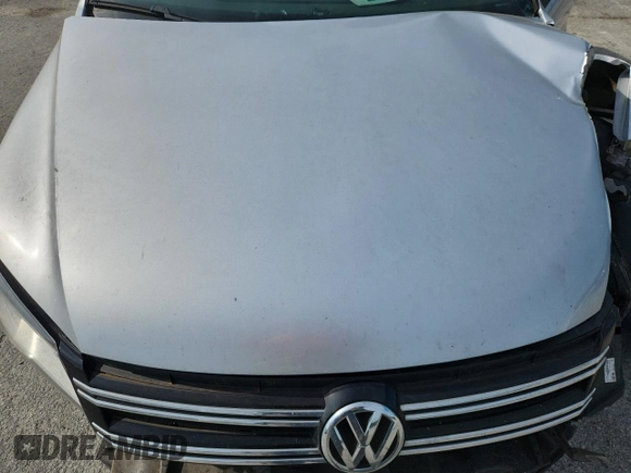 2012 Volkswagen Tiguan S с VIN WVGAV7AXXCW606008, выставлен на аукционе Copart как лот 62232655 с пробегом 184 316 миль миль и Списание • Salvage title. История ставок и продаж доступна на DreamBid. Изображение 12.