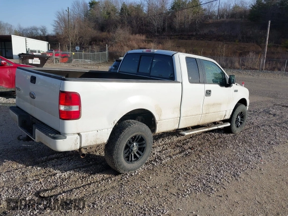 2005 Ford F-150 STX with VIN 1FTRX14W15NB34372, listed as a IAAI auction lot 41660412 with 104,086 mi miles. Bid and sale history available at carsss.com. Image 4.