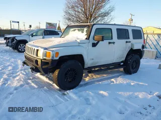 2006 Hummer H3 with VIN 5GTDN136168216855, listed as a IAAI auction lot 41327580 with 244,321 mi miles and . Bid and sale history available at DreamBid. Image 2.