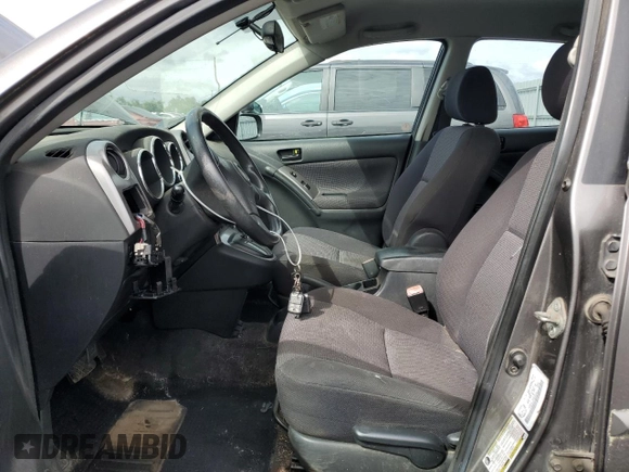 2005 Pontiac Vibe with VIN 5Y2SL63875Z468542, listed as a Copart auction lot 68119624 with 299,999 mi miles and Salvage Title. Bid and sale history available at carsss.com. Image 7.