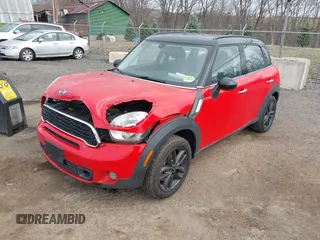 2012 MINI Countryman S z VIN WMWZC3C52CWM26424, wystawiony jako IAAI lot #41828011 z przebiegiem 145 678 mil mil oraz . Historia ofert i sprzedaży dostępna na DreamBid. Obrazek 2.