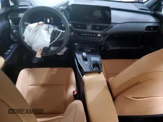 2025 Lexus UX 300h with VIN JTHUCJDH7S2003370, listed as a Copart auction lot 61748695 with 15,830 mi miles and Salvage title. Bid and sale history available at DreamBid. Image 8.