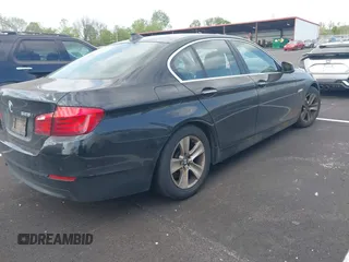 2011 BMW 5 Series 528i with VIN WBAFR1C52BDS36073, listed as a IAAI auction lot 42023987 with 139,736 mi miles and . Bid and sale history available at carsss.com. Image 4.