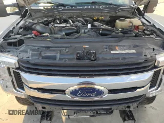 2019 Ford F-350 XL с VIN 1FT8W3DT1KED75263, выставлен на аукционе Copart как лот 82898524 с пробегом 131 107 миль миль и Списание • Salvage title. История ставок и продаж доступна на DreamBid. Изображение 11.