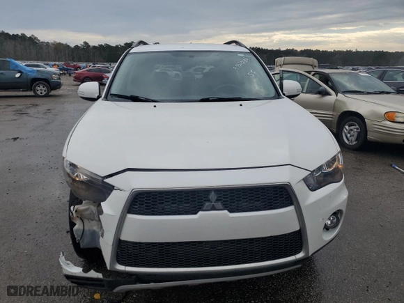2010 Mitsubishi Outlander SE with VIN JA4AS3AW3AZ006837, listed as a Copart auction lot 83520134 with 91,672 mi miles and Salvage Title. Bid and sale history available at carsss.com. Image 5.