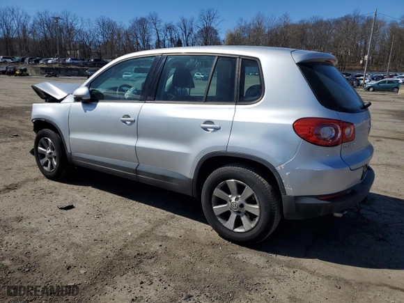 2009 Volkswagen Tiguan S with VIN WVGAV75N09W001061, listed as a Copart auction lot 50804265 with 0 mi miles and Salvage Title. Bid and sale history available at carsss.com. Image 2.