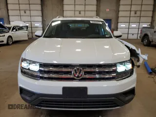 2018 Volkswagen Atlas Launch Edition with VIN 1V2BR2CA9JC508223, listed as a Copart auction lot 48465525 with 60,219 mi miles and Salvage title. Bid and sale history available at DreamBid. Image 5.