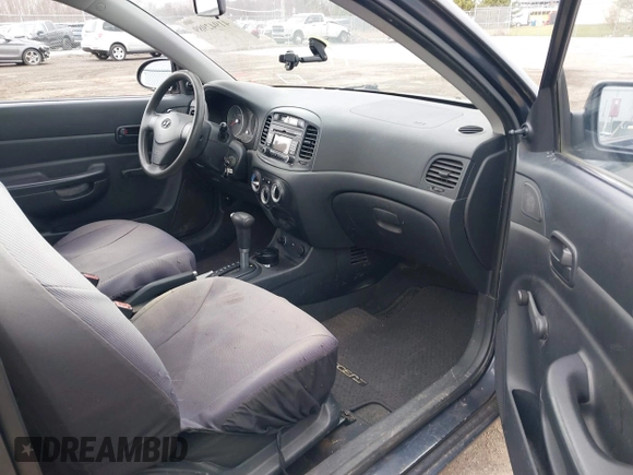 2008 Hyundai Accent GS with VIN KMHCM36C18U091400, listed as a IAAI auction lot 41942989 with 179,072 mi miles. Bid and sale history available at carsss.com. Image 5.
