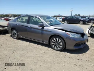 2017 Honda Accord Touring with VIN JHMCR6F74HC028452, listed as a Copart auction lot 62715345 with 83,506 mi miles and Salvage title. Bid and sale history available at DreamBid. Image 4.