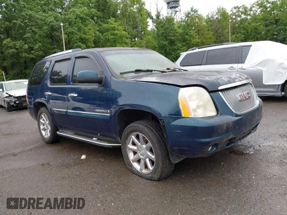 2007 GMC Yukon Denali z VIN 1GKFK63847J312002, wystawiony jako IAAI lot #42321124 z przebiegiem Nie podano mil oraz . Historia ofert i sprzedaży dostępna na DreamBid. Obrazek 1.