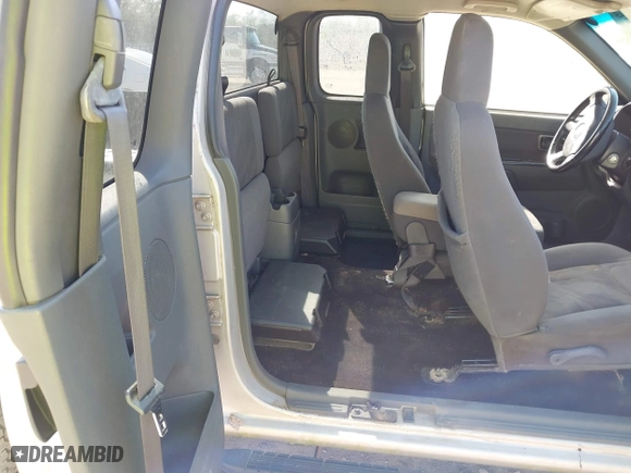 2004 Chevrolet Colorado LS Z85 with VIN 1GCDT196248122422, listed as a IAAI auction lot 42083858 with 220,648 mi miles. Bid and sale history available at carsss.com. Image 8.