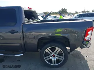 2011 Chevrolet Silverado 1500 LS with VIN 3GCPCREA2BG299534, listed as a IAAI auction lot 40703559 with 148,717 mi miles. Bid and sale history available at carsss.com. Image 18.