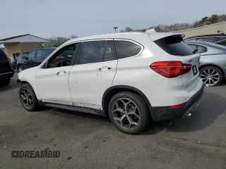 2019 BMW X1 xDrive28i z VIN WBXHT3C56K5L89903, wystawiony jako Copart lot #53606545 z przebiegiem 46 978 mil mil oraz Szkoda całkowita • Salvage title. Historia ofert i sprzedaży dostępna na DreamBid. Obrazek 2.