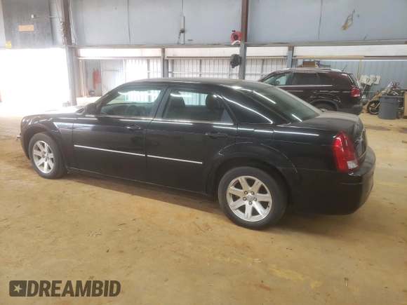 2007 Chrysler 300 with VIN 2C3LA43R47H807305, listed as a Copart auction lot 43936705 with 160,622 mi miles and Clean Title. Bid and sale history available at carsss.com. Image 2.