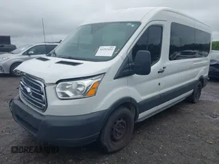 2018 Ford Transit Passenger XL z VIN 1FBAX2CM2JKA31397, wystawiony jako IAAI lot #42252424 z przebiegiem 72 434 mil mil oraz . Historia ofert i sprzedaży dostępna na DreamBid. Obrazek 18.