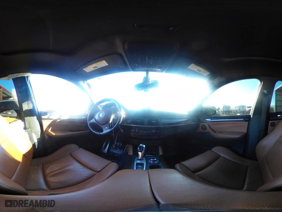 2014 BMW X6 xDrive35i with VIN 5UXFG2C59E0H11200, listed as a IAAI auction lot 41151158 with 140,478 mi miles. Bid and sale history available at carsss.com. Image 18.