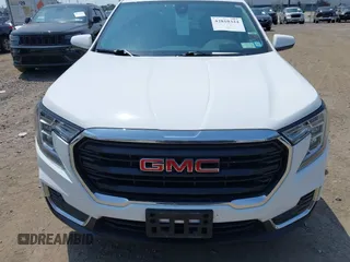 2023 GMC Terrain SLE z VIN 3GKALTEG4PL237983, wystawiony jako IAAI lot #42810324 z przebiegiem 33 064 mil mil oraz . Historia ofert i sprzedaży dostępna na DreamBid. Obrazek 12.