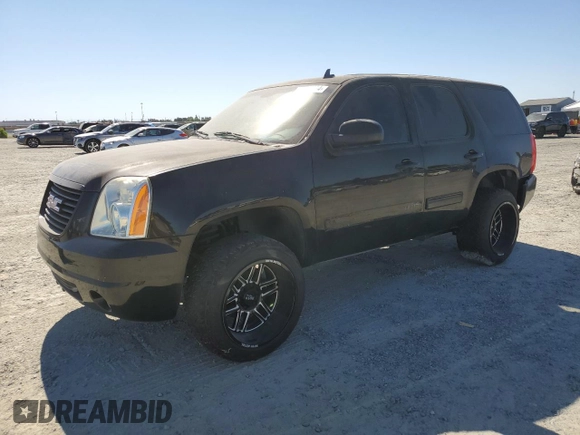 2013 GMC Yukon SLT with VIN 1GKS2CE03DR258564, listed as a Copart auction lot 61439774 with 147,284 mi miles and Salvage Title. Bid and sale history available at carsss.com. Image 1.