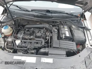 2013 Volkswagen CC Sport with VIN WVWBN7AN5DE514299, listed as a IAAI auction lot 41563521 with 199,249 mi miles. Bid and sale history available at carsss.com. Image 10.