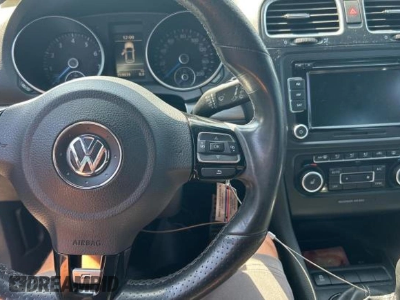 2013 Volkswagen Golf с VIN WVWPF7AJ3DW068292, выставлен на аукционе Copart как лот 72603664 с пробегом 159 839 миль миль и Чистый • Clean title. История ставок и продаж доступна на DreamBid. Изображение 9.