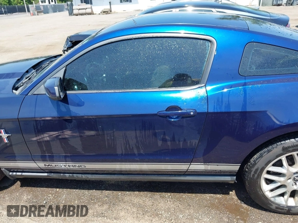 2012 Ford Mustang Premium с VIN 1ZVBP8AM1C5206257, выставлен на аукционе IAAI как лот 42568358 с пробегом 158 670 миль миль и . История ставок и продаж доступна на DreamBid. Изображение 14.