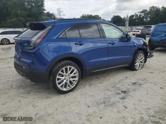 2023 Cadillac XT4 FWD Sport with VIN 1GYFZER43PF111131, listed as a Copart auction lot 71765404 with 524 mi miles and Salvage Title. Bid and sale history available at carsss.com. Image 3.