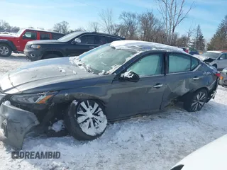 2019 Nissan Altima SV z VIN 1N4BL4DW5KN319234, wystawiony jako IAAI lot #41360319 z przebiegiem 55 665 mil mil oraz . Historia ofert i sprzedaży dostępna na DreamBid. Obrazek 13.