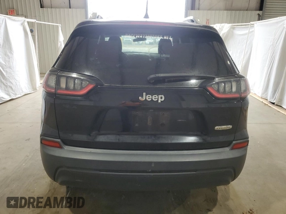 2019 Jeep Cherokee Latitude z VIN 1C4PJLCB0KD203735, wystawiony jako Copart lot #54424005 z przebiegiem 120 427 mil mil oraz Czysty tytuł • Clean title. Historia ofert i sprzedaży dostępna na DreamBid. Obrazek 6.