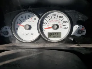 2006 Ford Escape XLT with VIN 1FMYU03156KB58824, listed as a Copart auction lot 46247915 with 163,797 mi miles and Salvage Title. Bid and sale history available at carsss.com. Image 9.